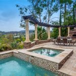 TIPS TO CHOOSE THE BEST CALABASAS POOL REMODELING SERVICE
